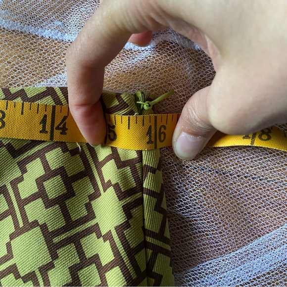 J McLaughlin retro mod geometric pattern green brown skirt 10 - Picture 11 of 15